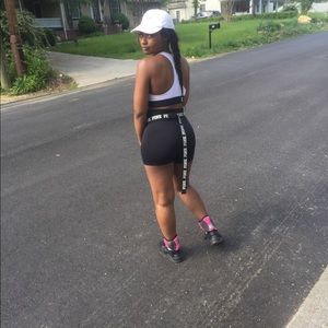 Meet your Posher, Lashavia